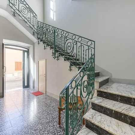 Palazzo Rondine Apartamento